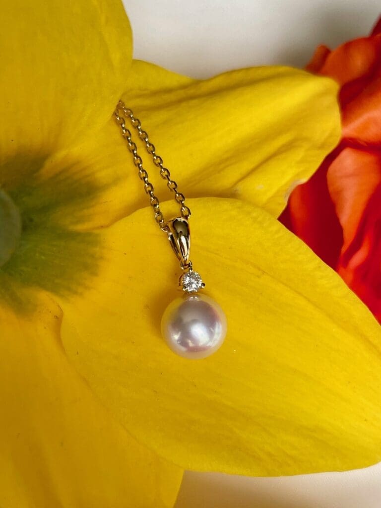 Pearl Pendant Necklace Pearl Pendant Necklace